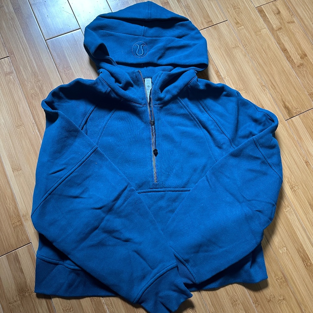 Lululemon Scuba
